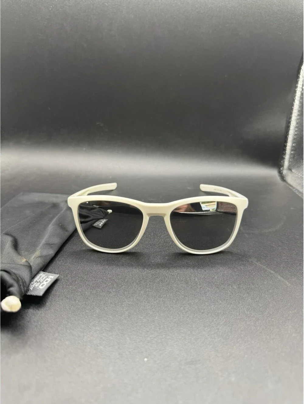 Oakley Trillbe X Matte White/Chrome Iridium Lenses OO9340-08